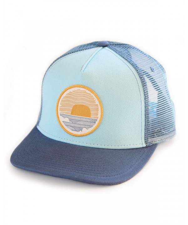 Sundance Beach Wavey Dayz Adjustable Trucker Hat Womens - Frost Blue - CJ12MALF6OA