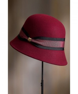 Overland Sheepskin Co Womens Classic in Women's Bucket Hats